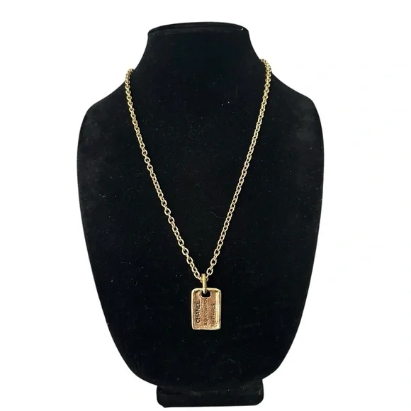 Chanel Cambon 31 Rue Vintage Two Sided Engraved Gold Dog Tag Chain Necklace - Picture 11 of 11